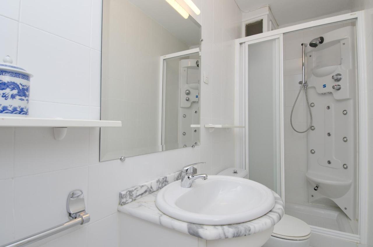 Apartamento Paseo Del Prado II En Мадрид Экстерьер фото