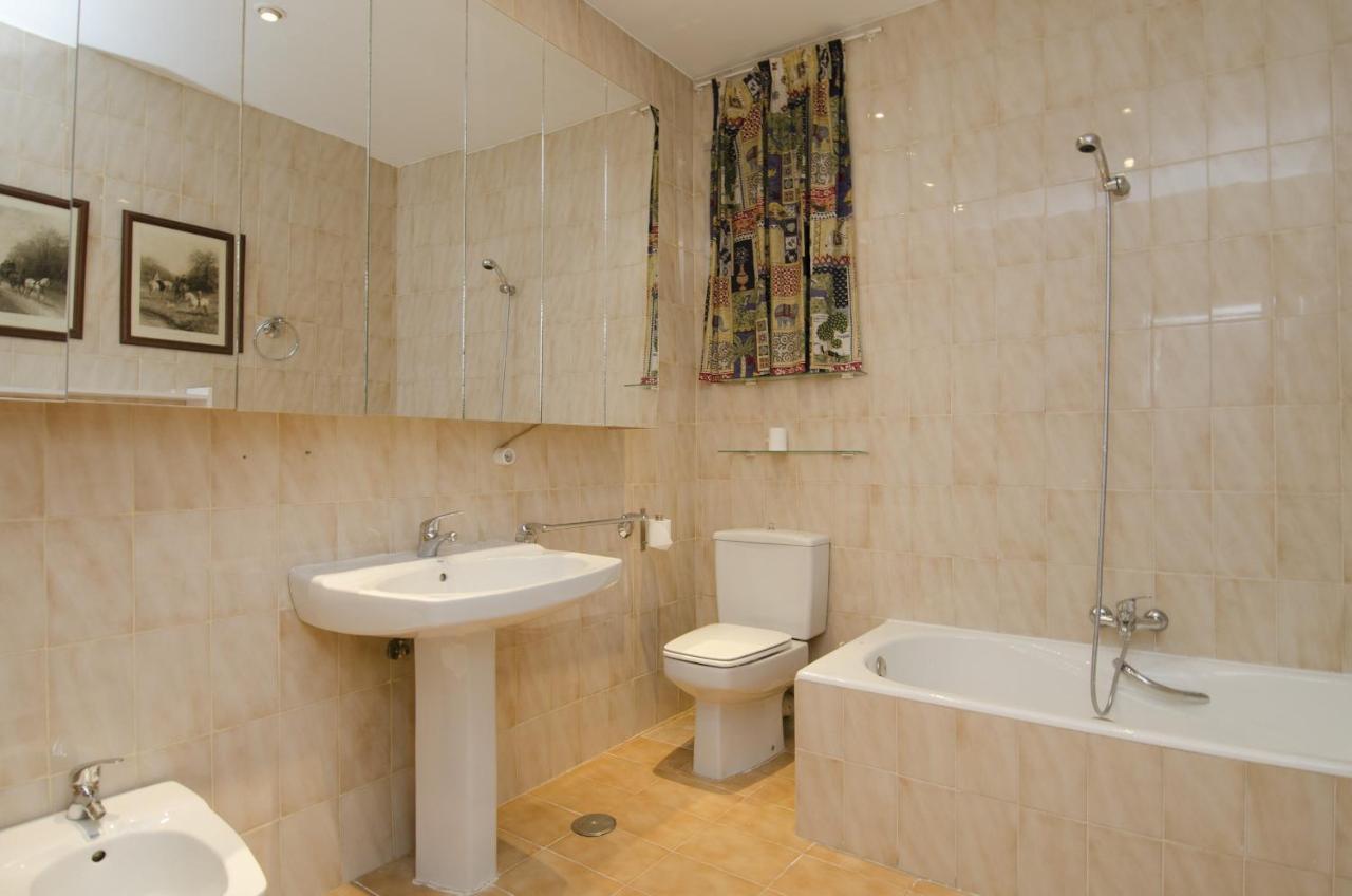 Apartamento Paseo Del Prado II En Мадрид Экстерьер фото