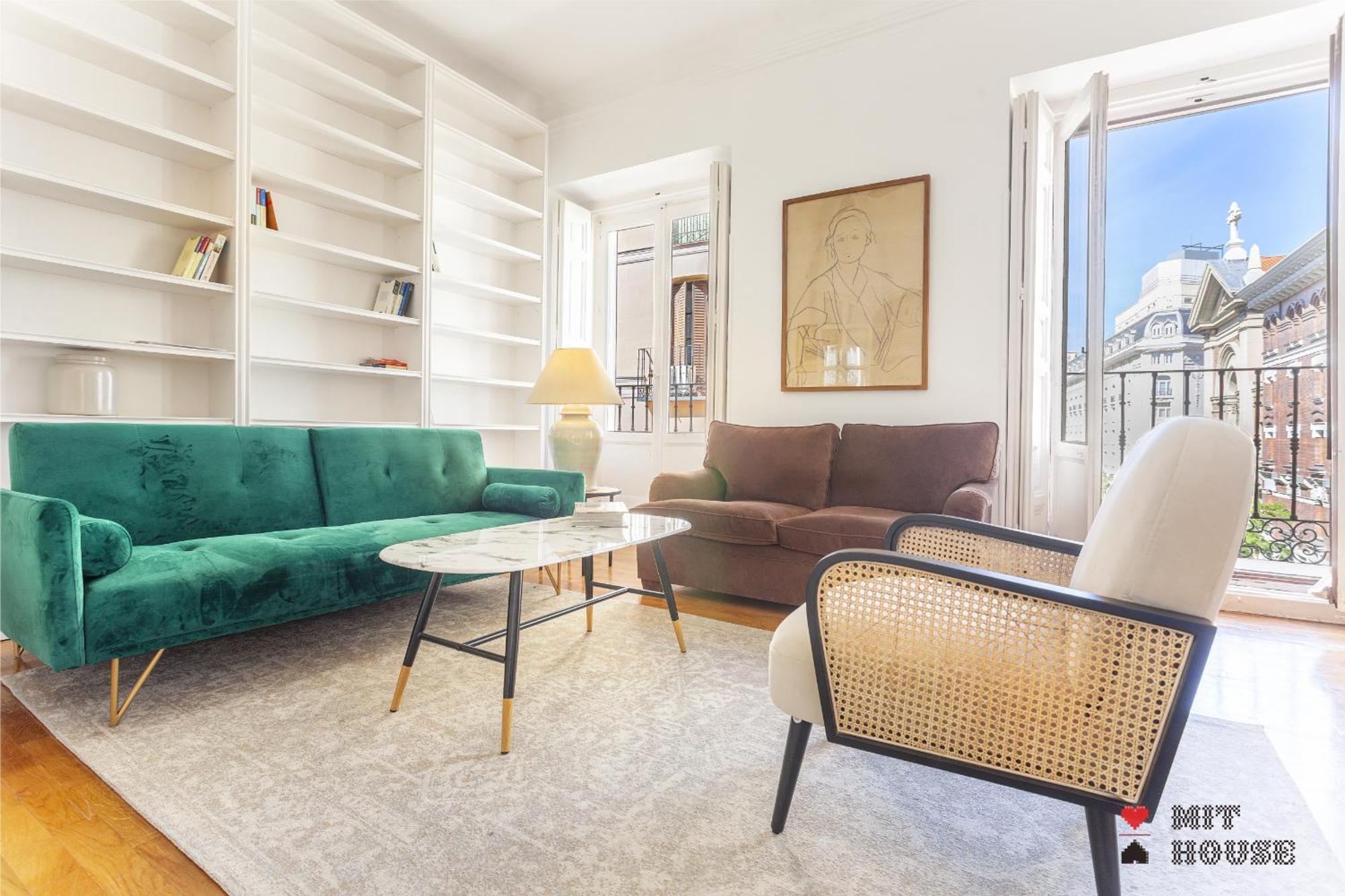Apartamento Paseo Del Prado II En Мадрид Экстерьер фото